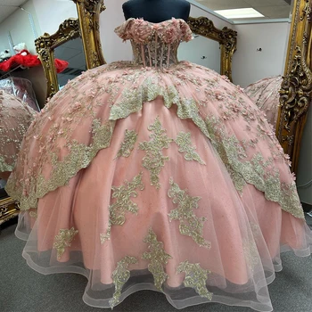 Блестяща розова бална рокля на принцеса, буйни рокли 2024 г., апликации от дантела, мъниста, расшитое пайети Рокля 15 години