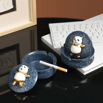 Креативна, мила и забавна модел на Малка панда, пепелник от смола, десктоп теми, за украса на хола, кафене, бар