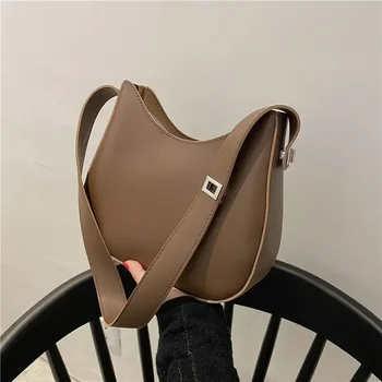 Текстурная чанта дамски есен нова мода модерна чанта на едно рамо под мишниците текстурная чанта през рамото си, през рамо