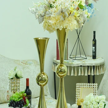 16 бр.) гореща разпродажба, красива златна поставка за цветя, централно украса на сватбената маса, в продажба AB0215